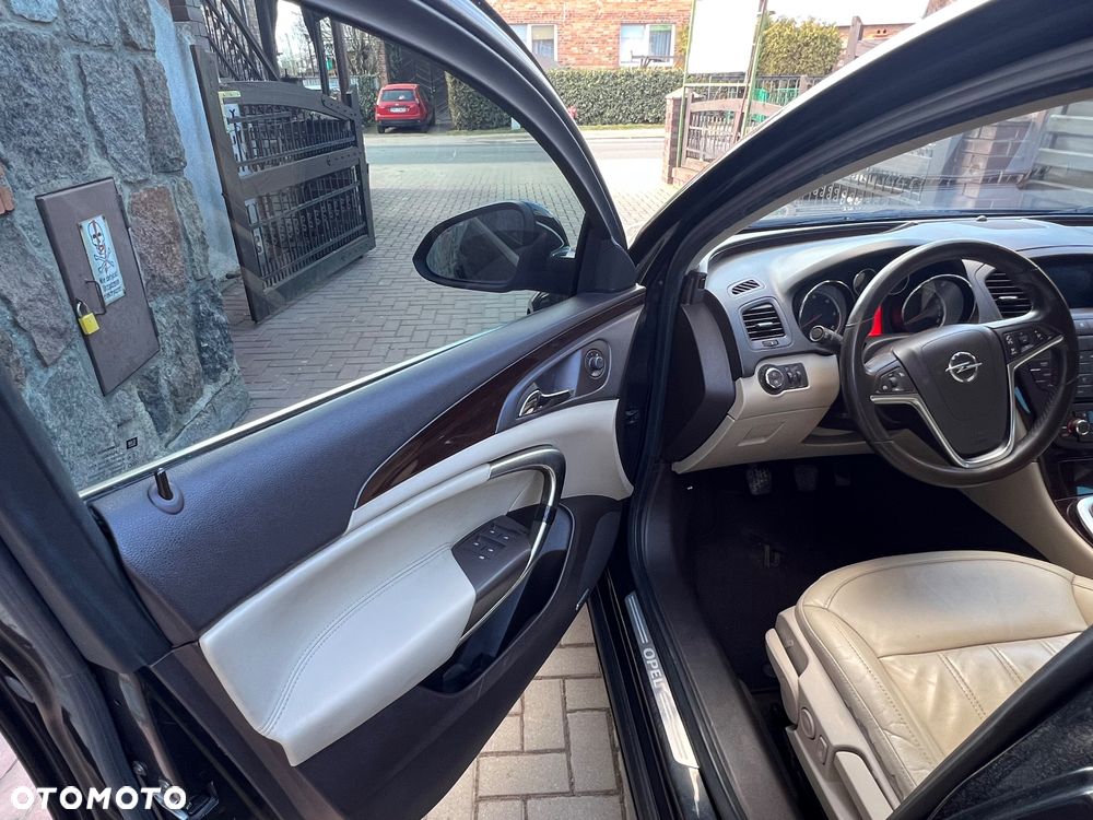 Opel Insignia - 10