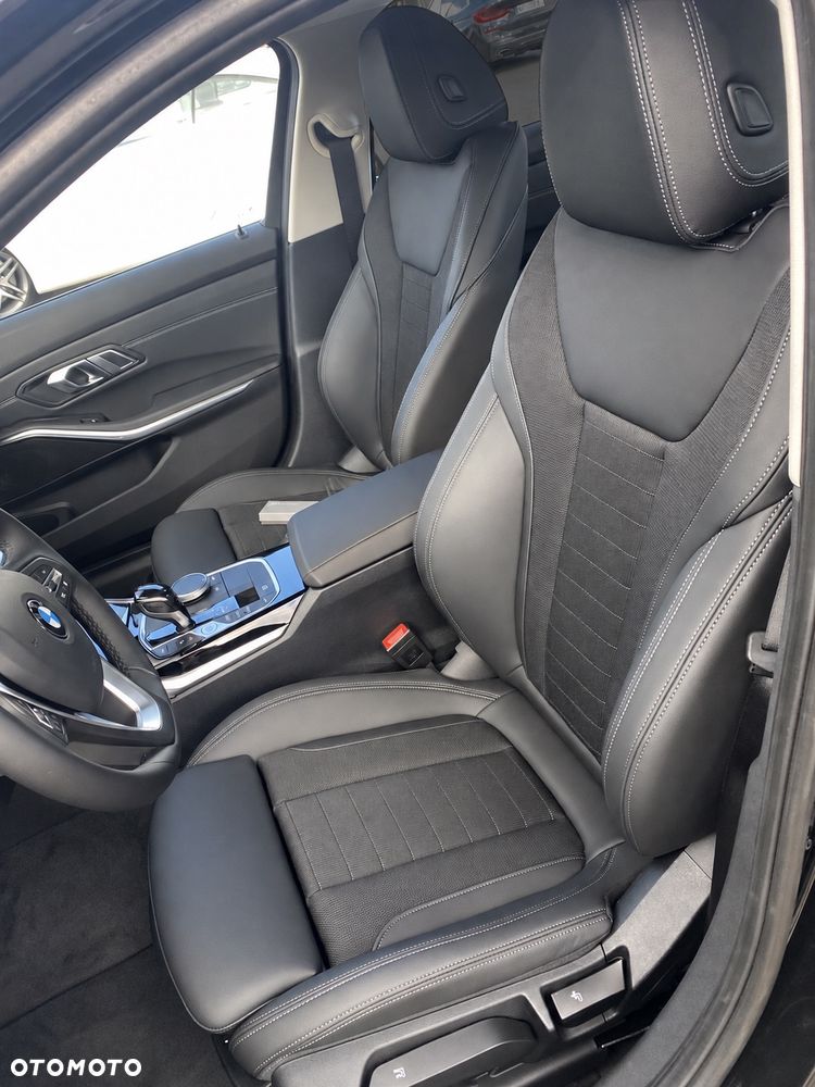 BMW Seria 3 318i Sport Line - 7