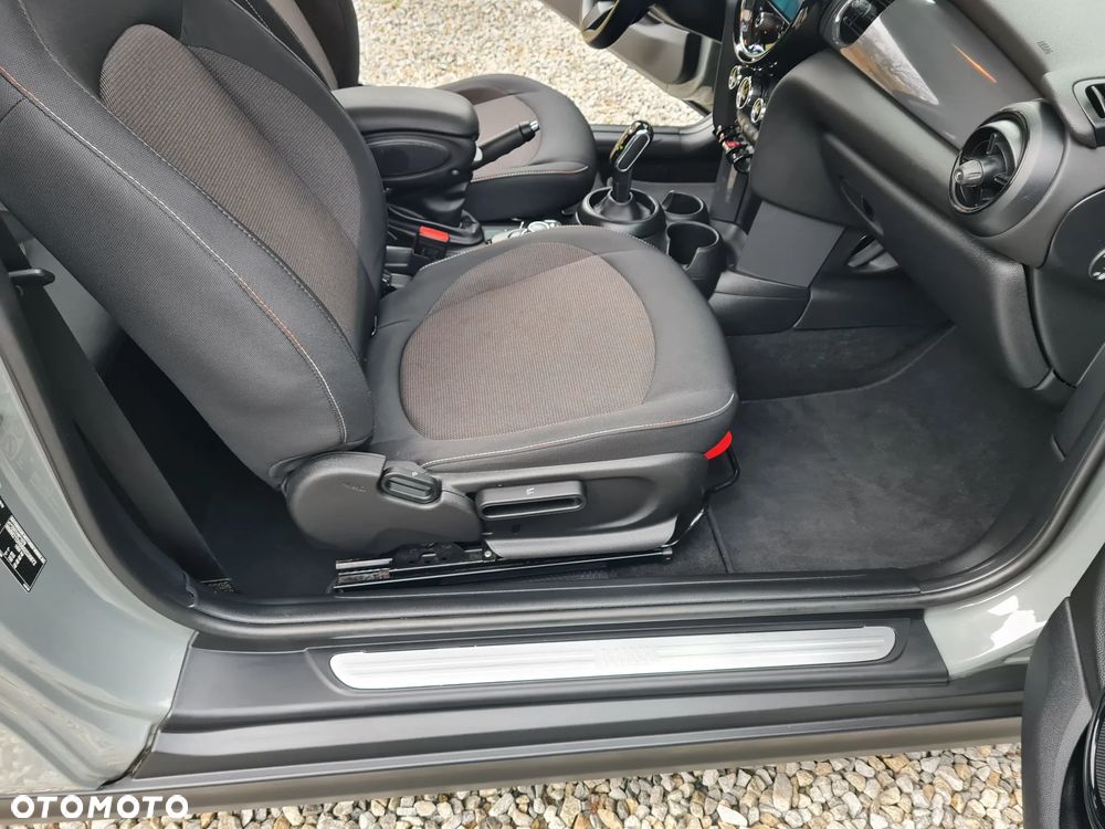 MINI ONE Standard - 17