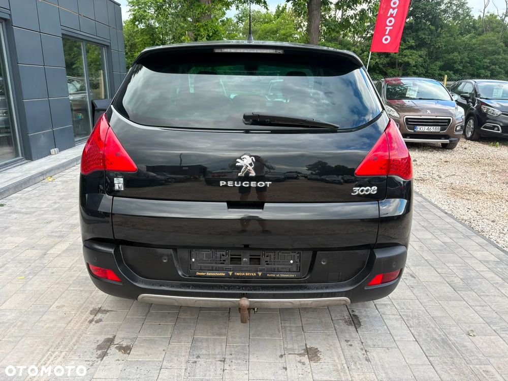 Peugeot 3008 Hybrid4 - 7