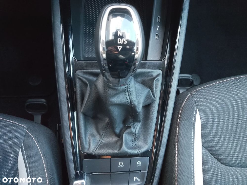 Skoda Kamiq 1.5 TSI Selection DSG - 23