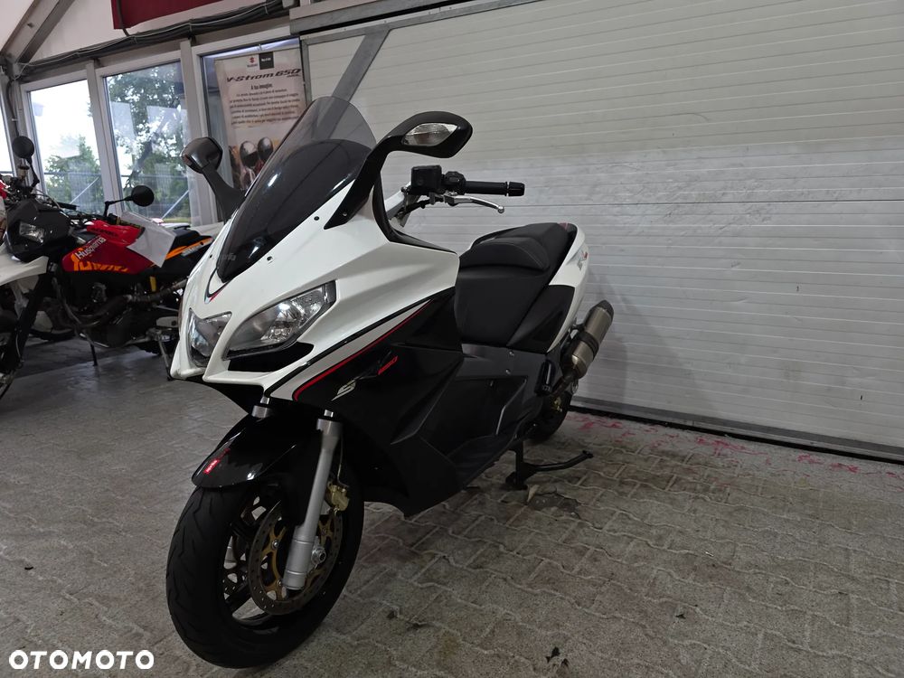 Aprilia SRV 850 - 7