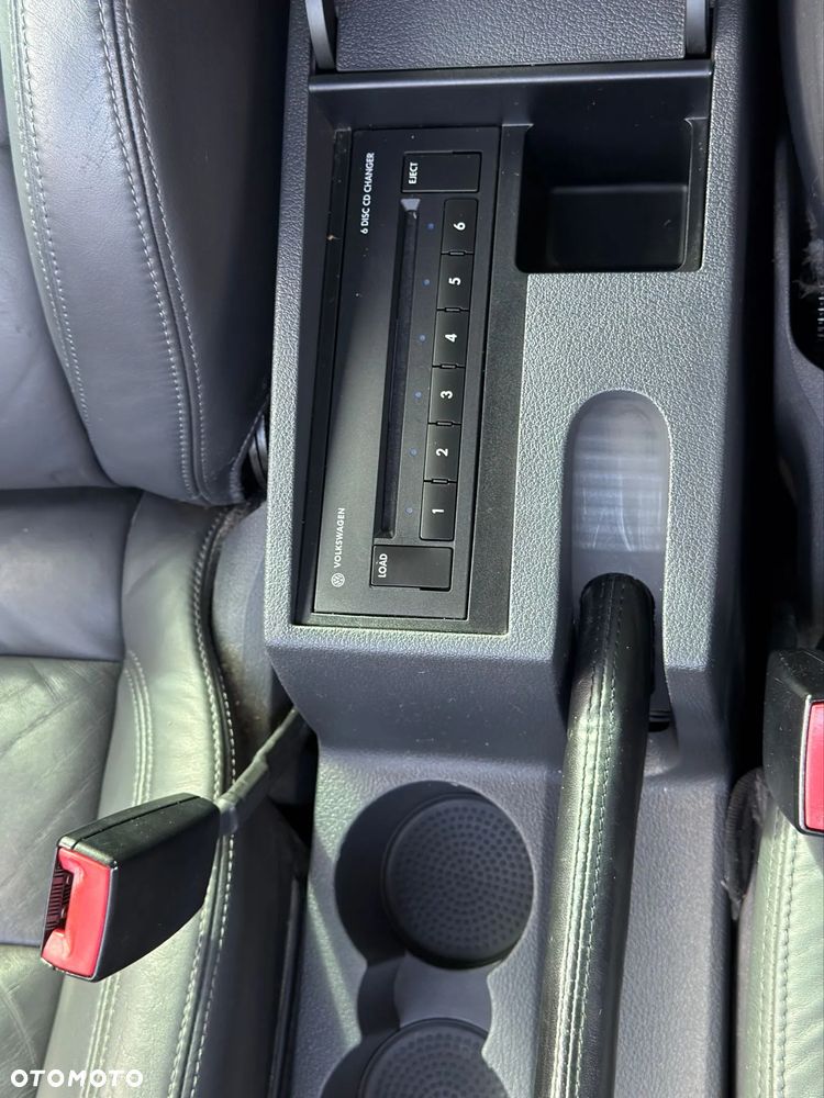 Volkswagen Touran - 8