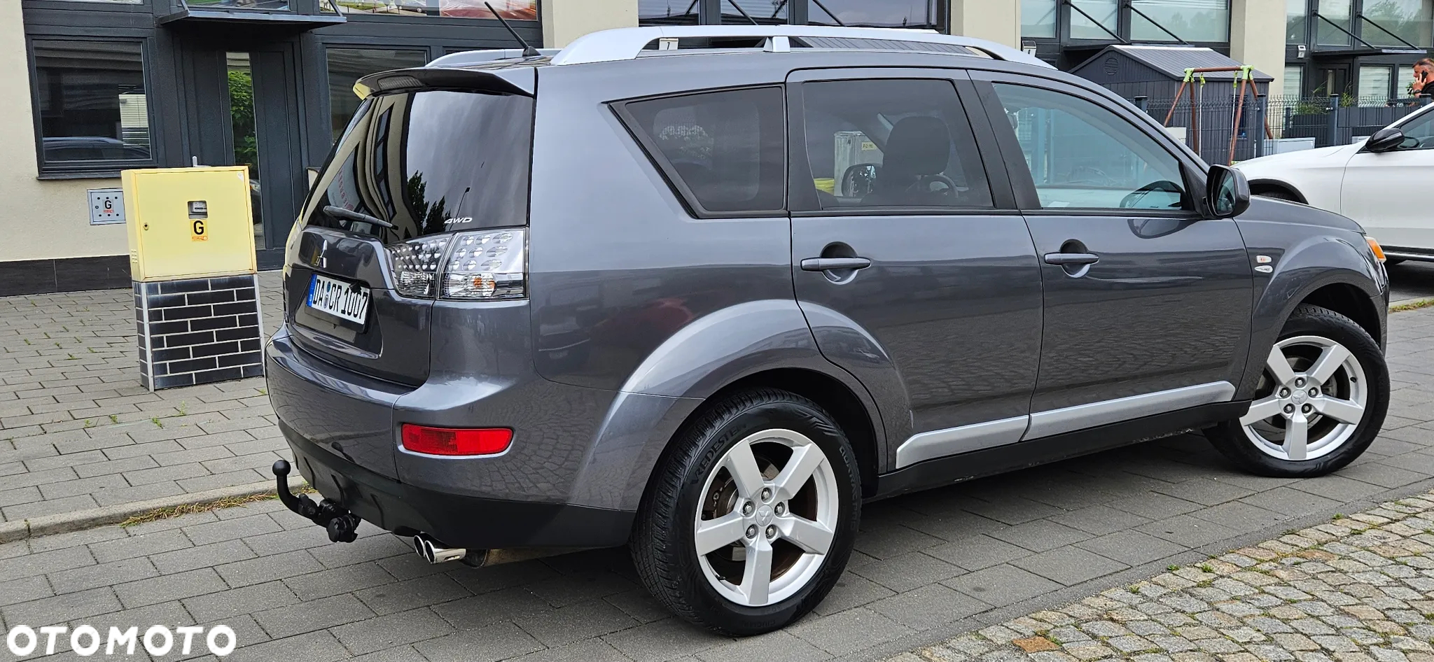 Mitsubishi Outlander 2.0 DI-D 4WD Intense - 16
