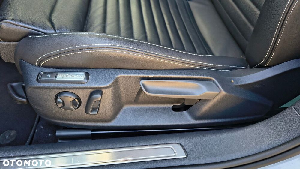 Volkswagen Passat Alltrack - 34