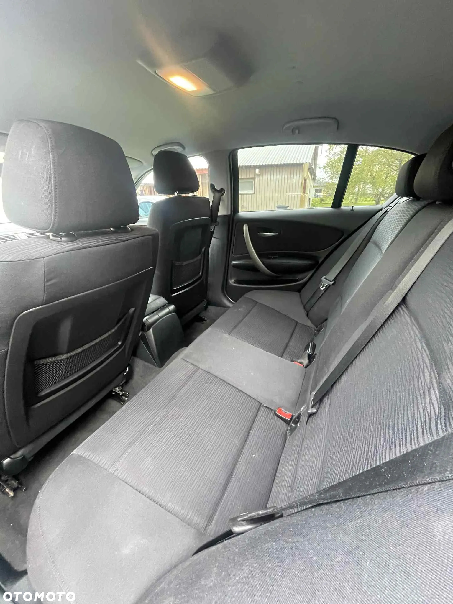 BMW Seria 1 116i - 11