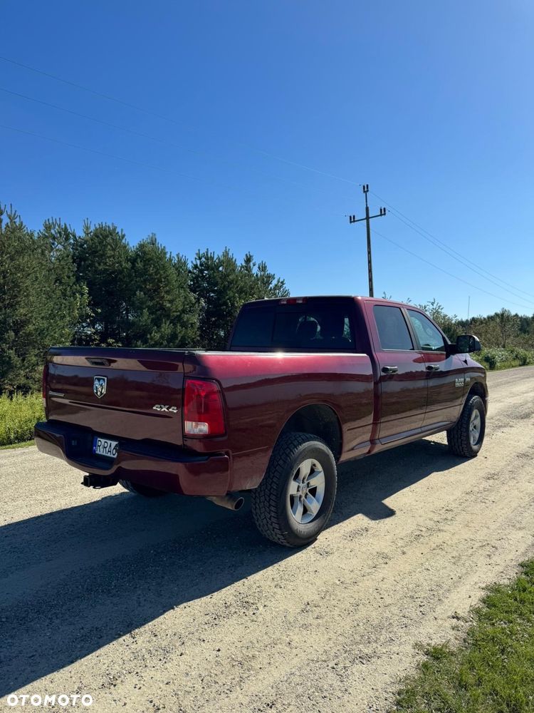 Dodge RAM 1500 5.7 4x4 - 5
