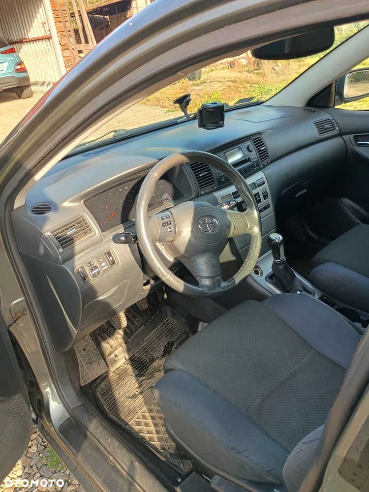 Toyota Corolla - 7