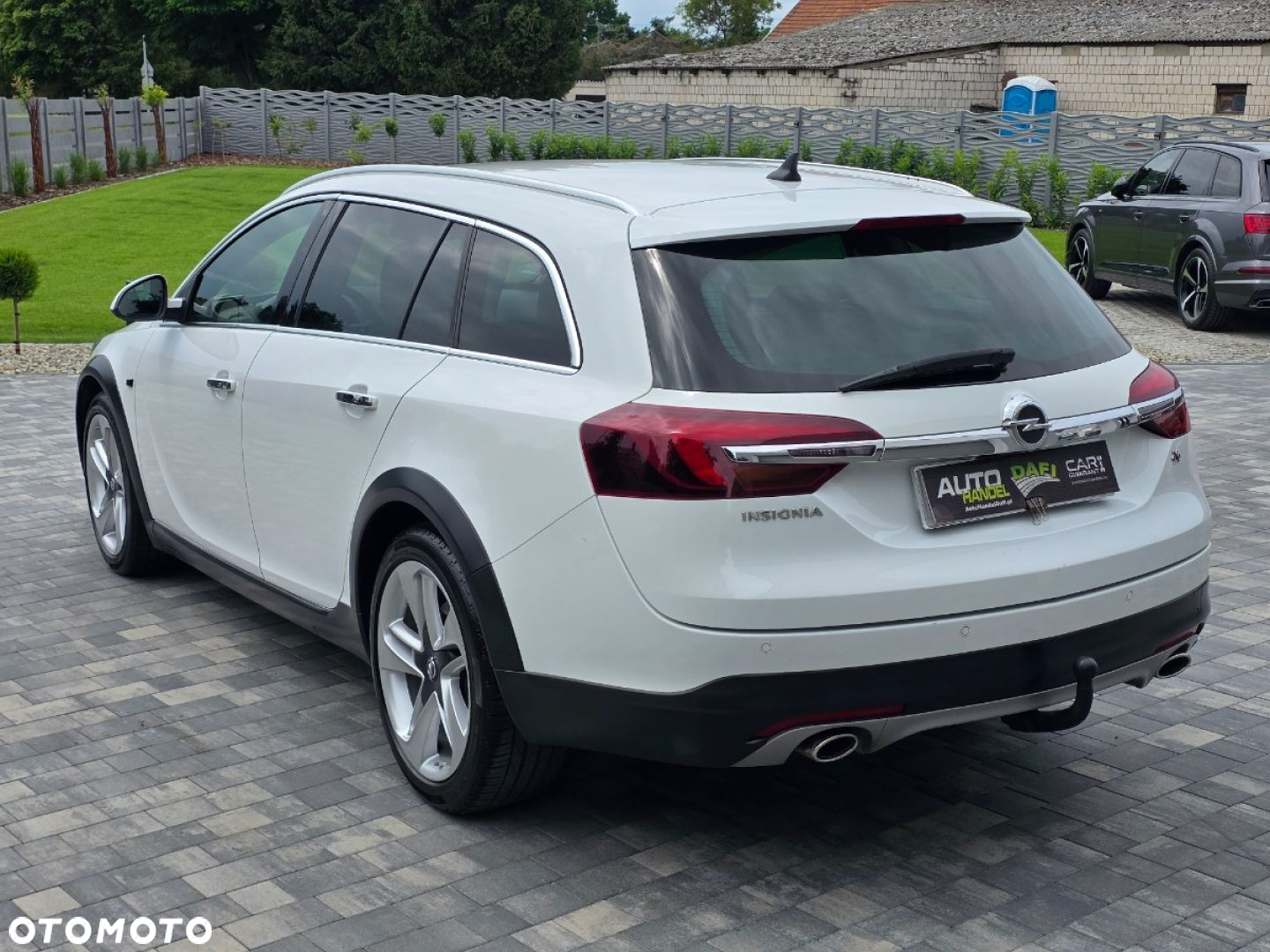 Opel Insignia - 35