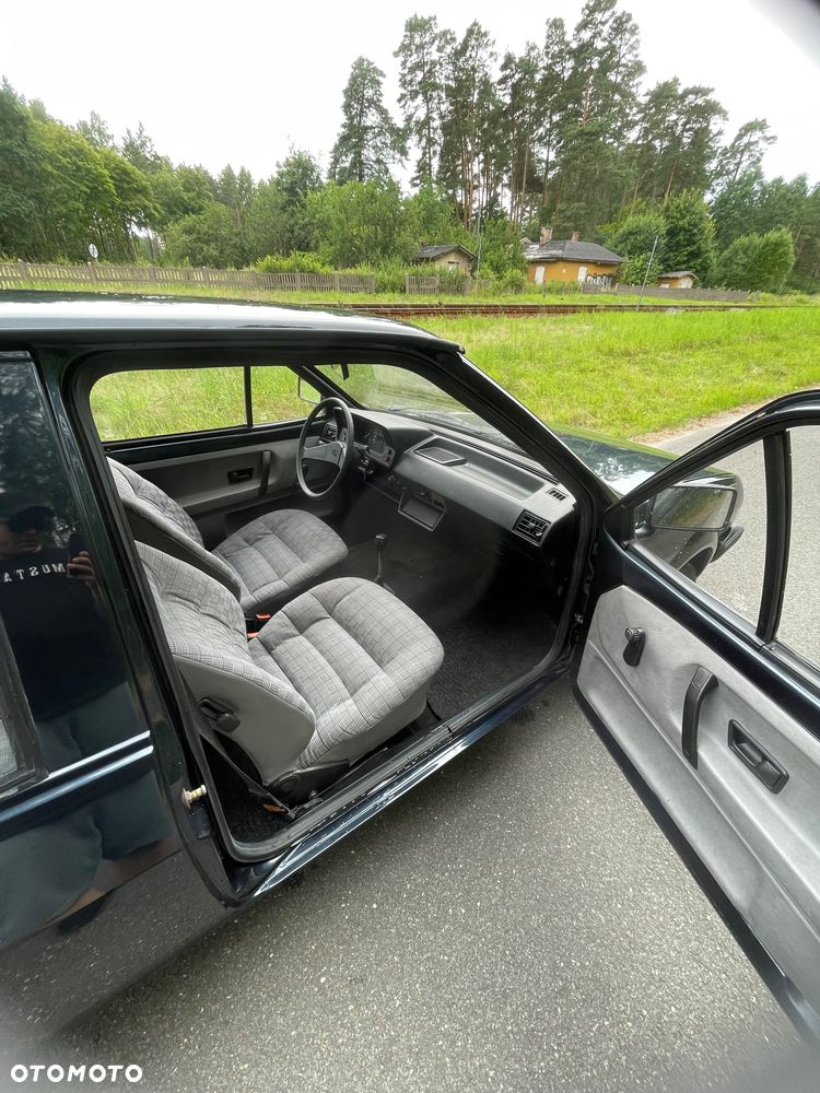 Volkswagen Polo 1.3 Fox - 9