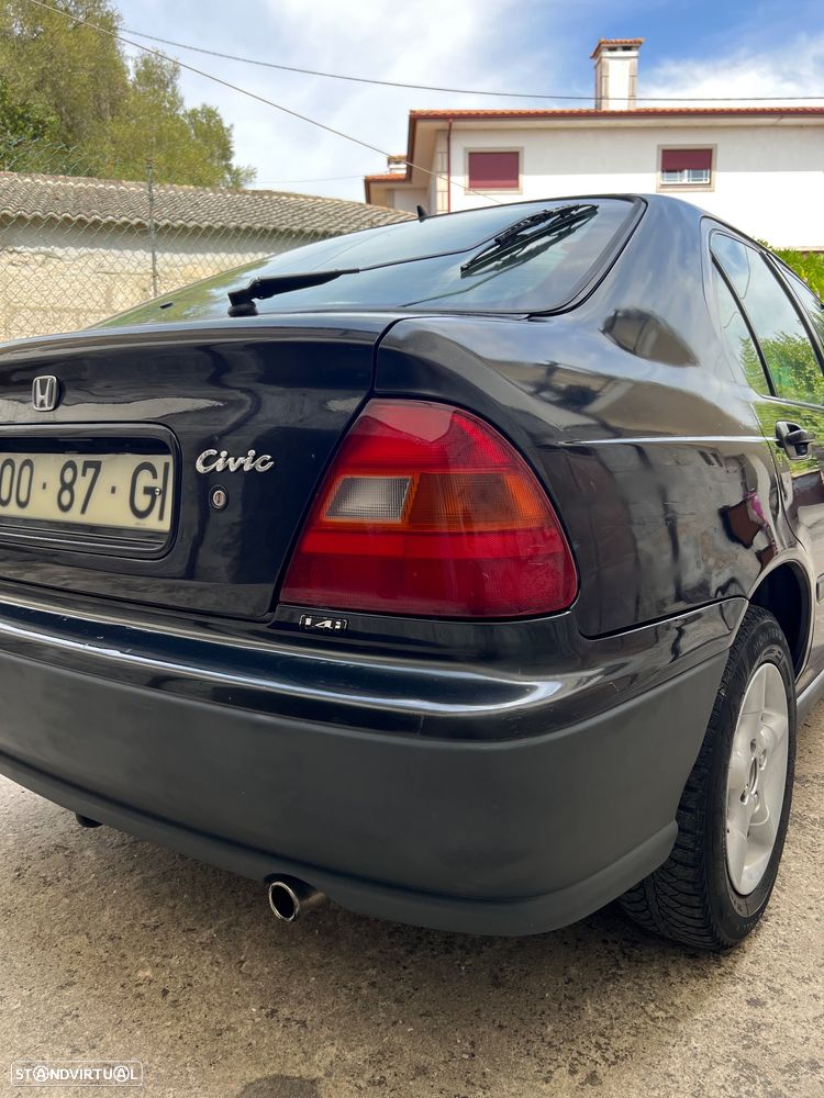 Honda Civic 1.4i - 2