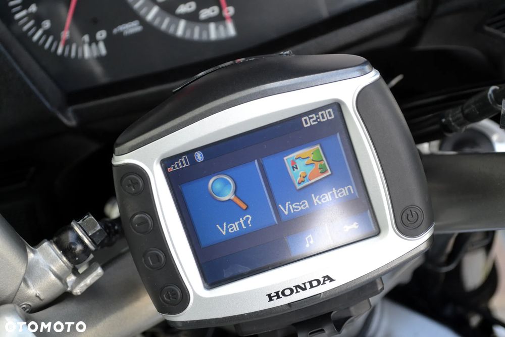 Honda ST - 9