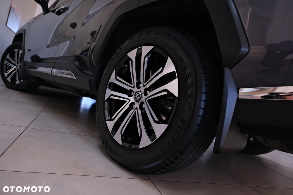 Toyota RAV4 2.5 Hybrid Black Edition by JBL 4x4 - 17