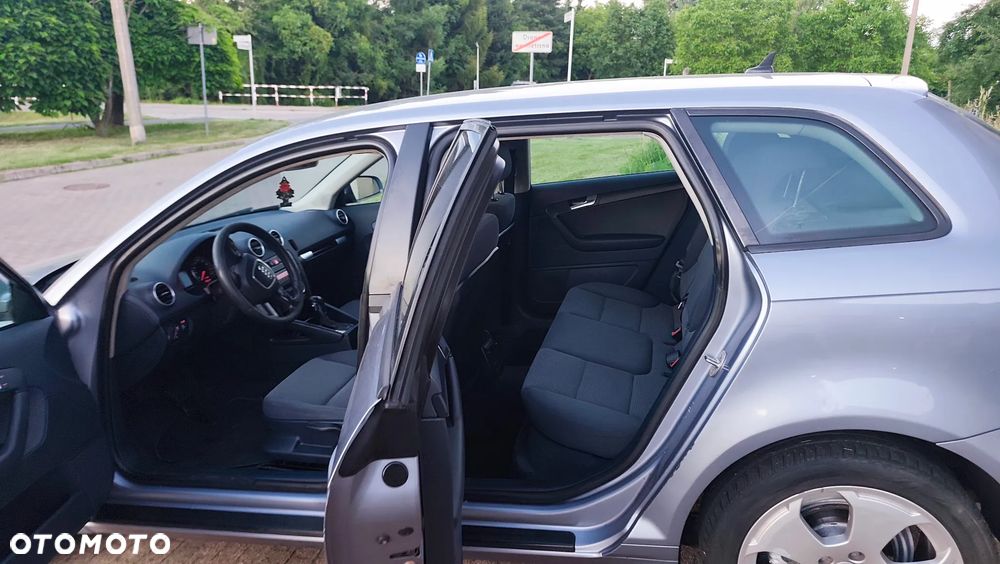 Audi A3 Sportback 2.0 TDI DPF (DSG) S tronic S line Sportpaket plus - 13