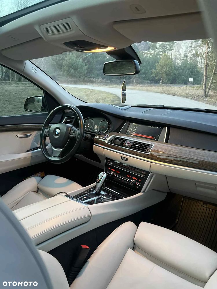 BMW 5GT 535d xDrive - 11