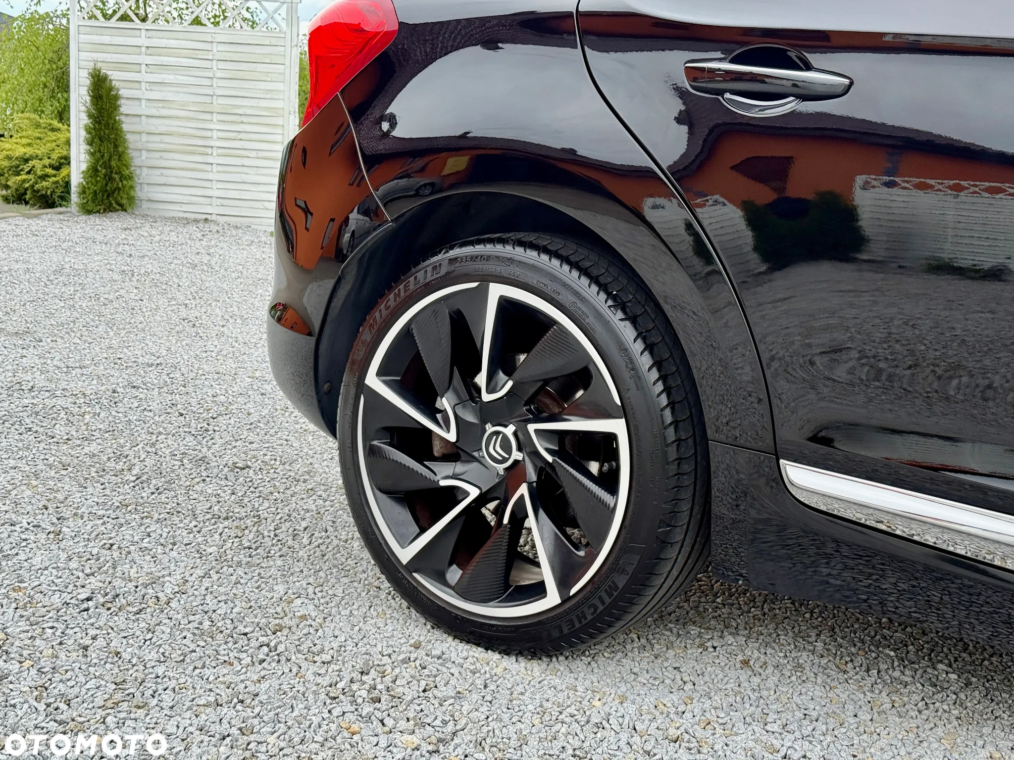 Citroën DS5 THP 200 SoChic - 29