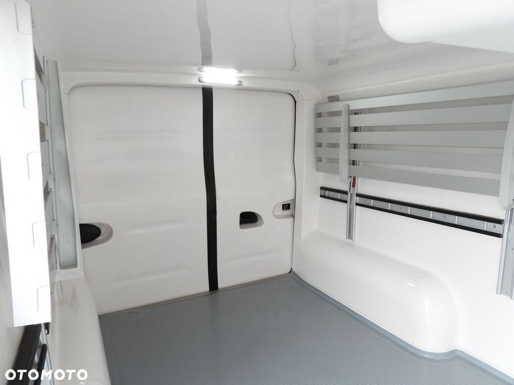 Renault TRAFIC FURGON CHŁODNIA  -5*C ZASILANIE 230V TEMPOMAT LEDY KLIMATYZACJA  120KM - 25