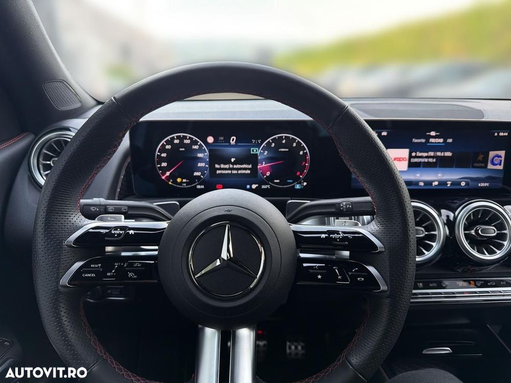 Mercedes-Benz GLB 250 4MATIC Aut. - 11