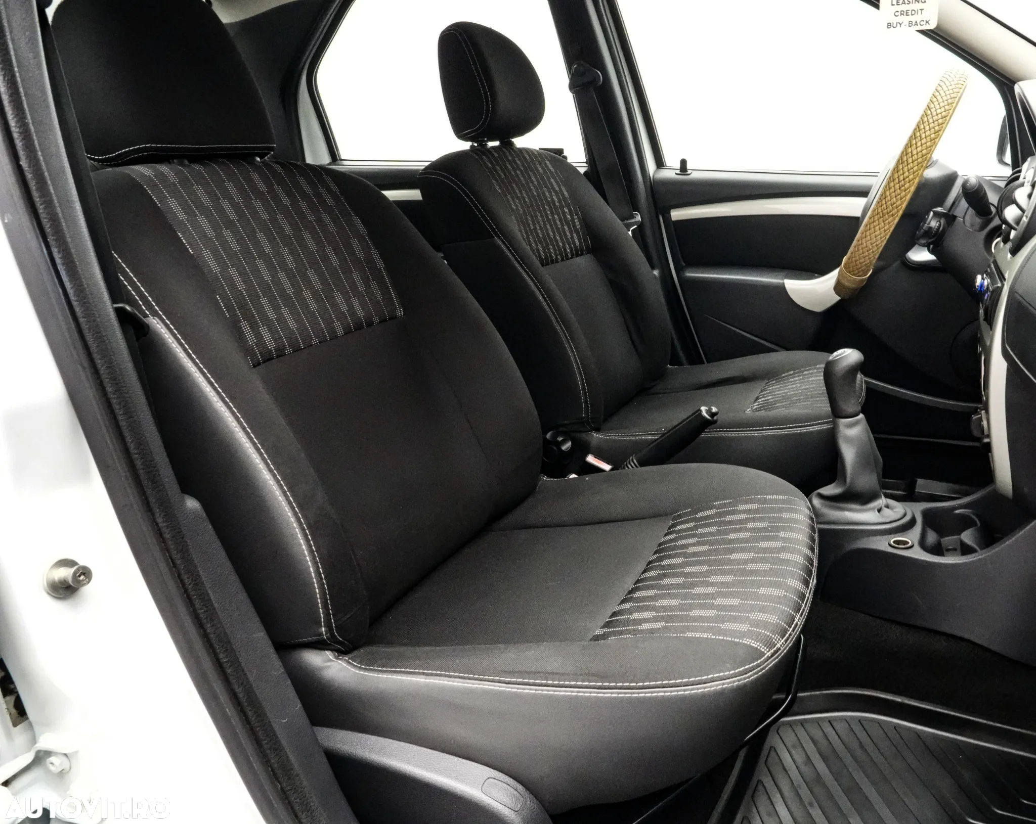 Dacia Logan 1.5 75CP Ambiance - 12