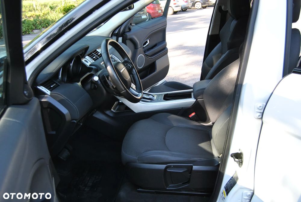 Land Rover Range Rover Evoque TD4 SE Dynamic - 25