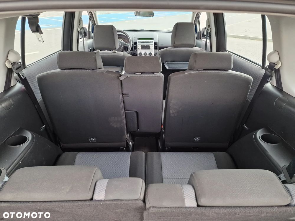 Mazda 5 - 13