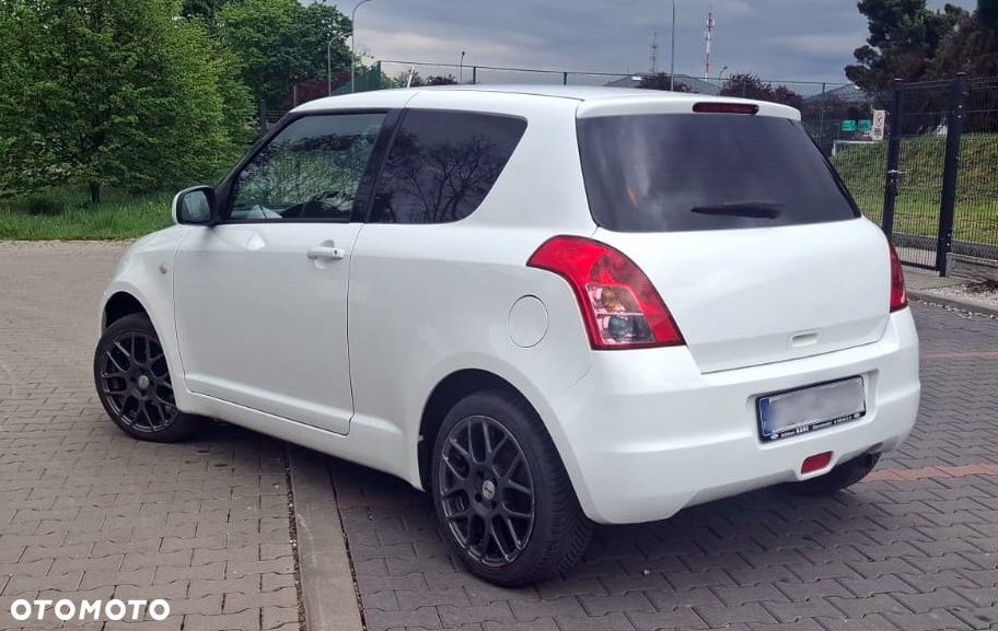 Suzuki Swift 1.3 Classic - 6