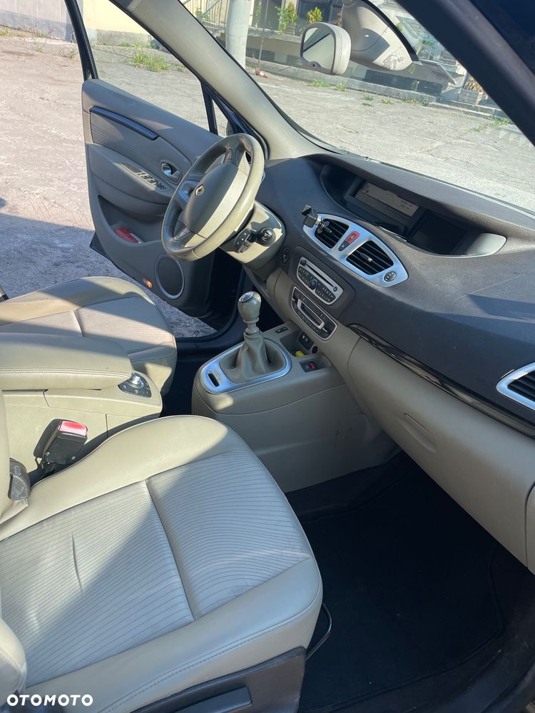 Renault Grand Scenic Gr 1.9 dCi Privilege - 10