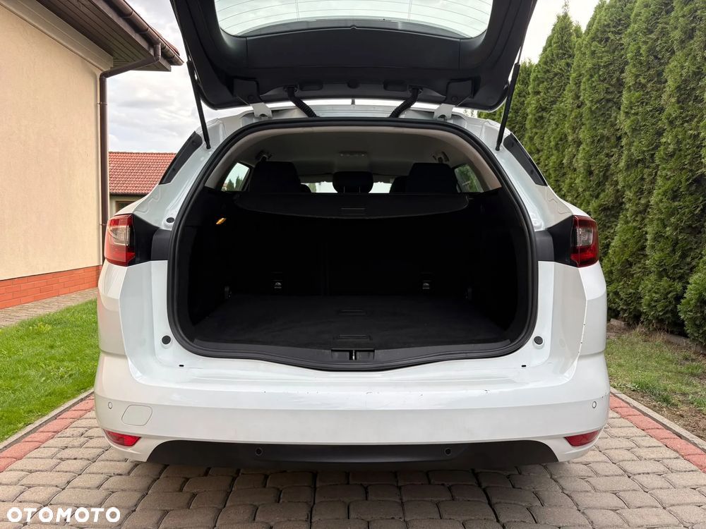 Renault Megane ENERGY TCe 130 EDC BUSINESS - 2