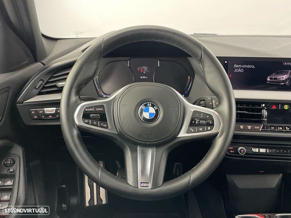 BMW 116 d Pack Desportivo M - 14