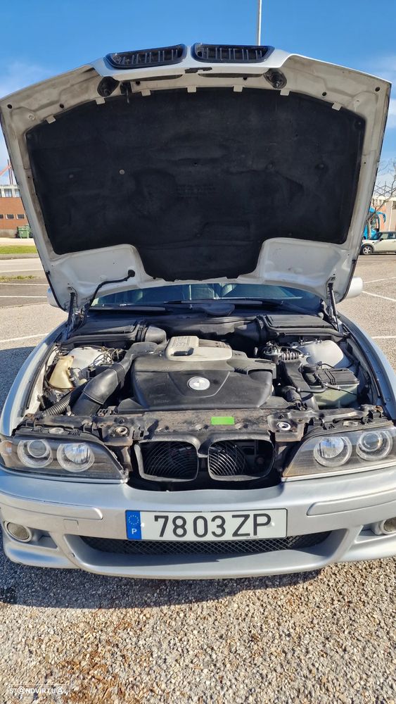 BMW 520 d Touring - 16