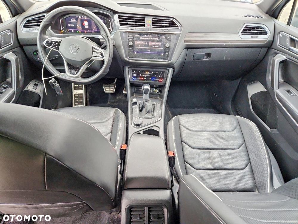Volkswagen Tiguan - 8