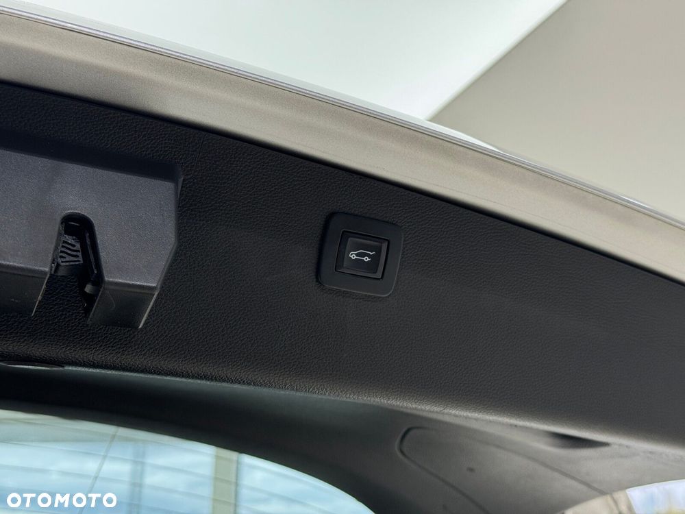 Opel Astra V 1.4 T GPF Elite - 18