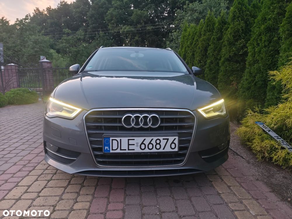 Audi A3 Sportback 2.0 TDI Ambiente - 8
