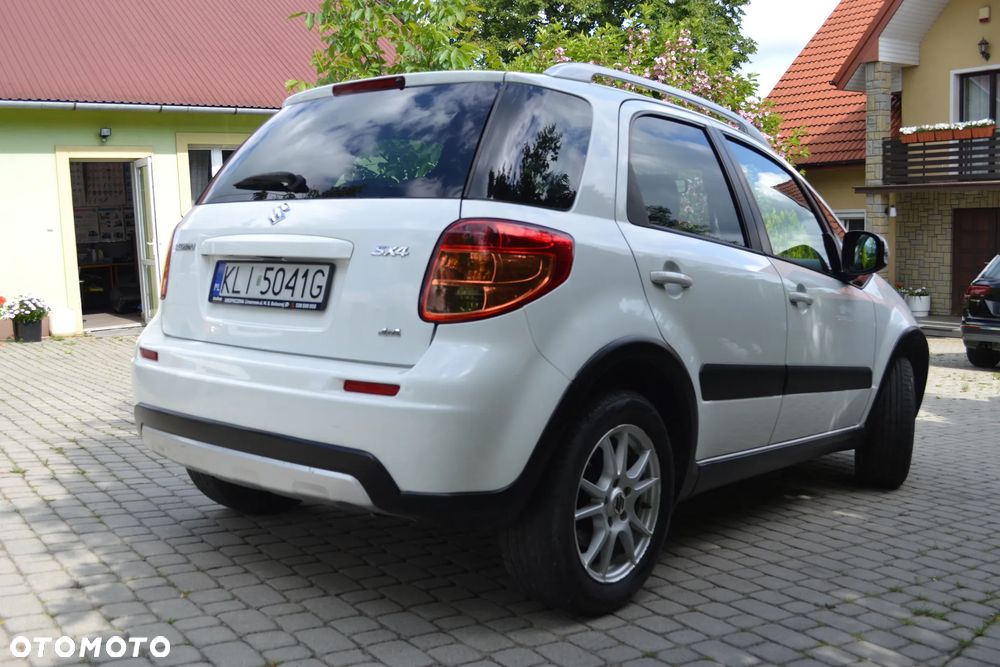 Suzuki SX4 1.6 Premium 4WD - 4