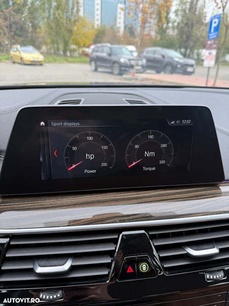 BMW Seria 5 520i AT - 23