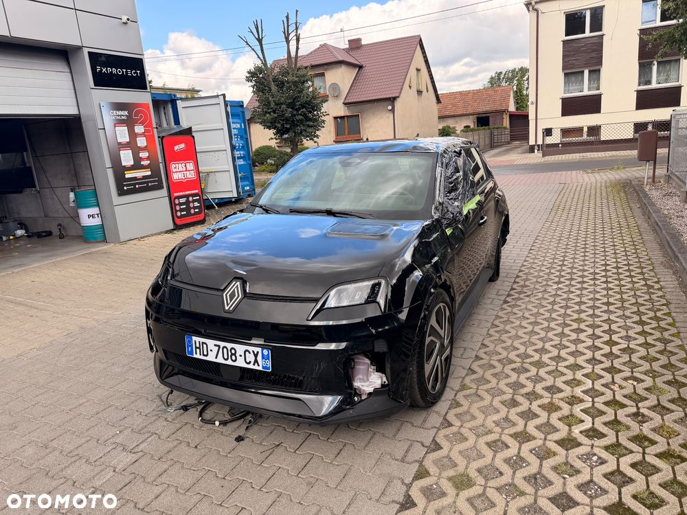 Renault 5 E-Tech Iconic Five 120 Urban Range - 5