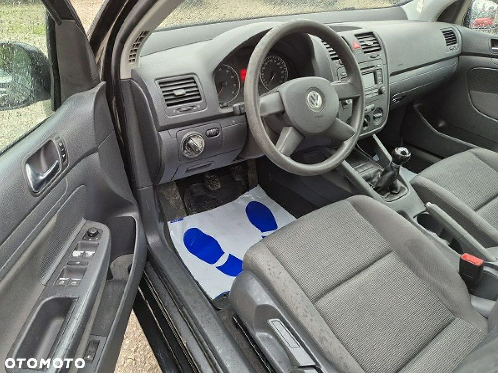 Volkswagen Golf - 9