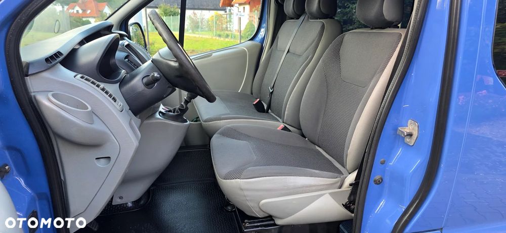 Opel Vivaro - 13