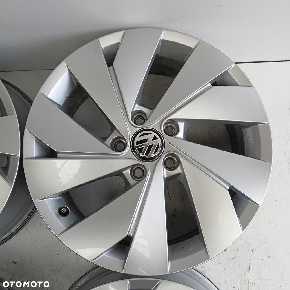 Alufelgi 5x112 17 Vw Golf VIII 8 R-line Touran Caddy (H238) - 3
