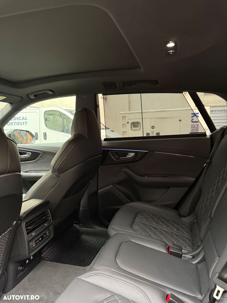 Audi Q8 55 TFSI e quattro Tiptronic PHEV - 4