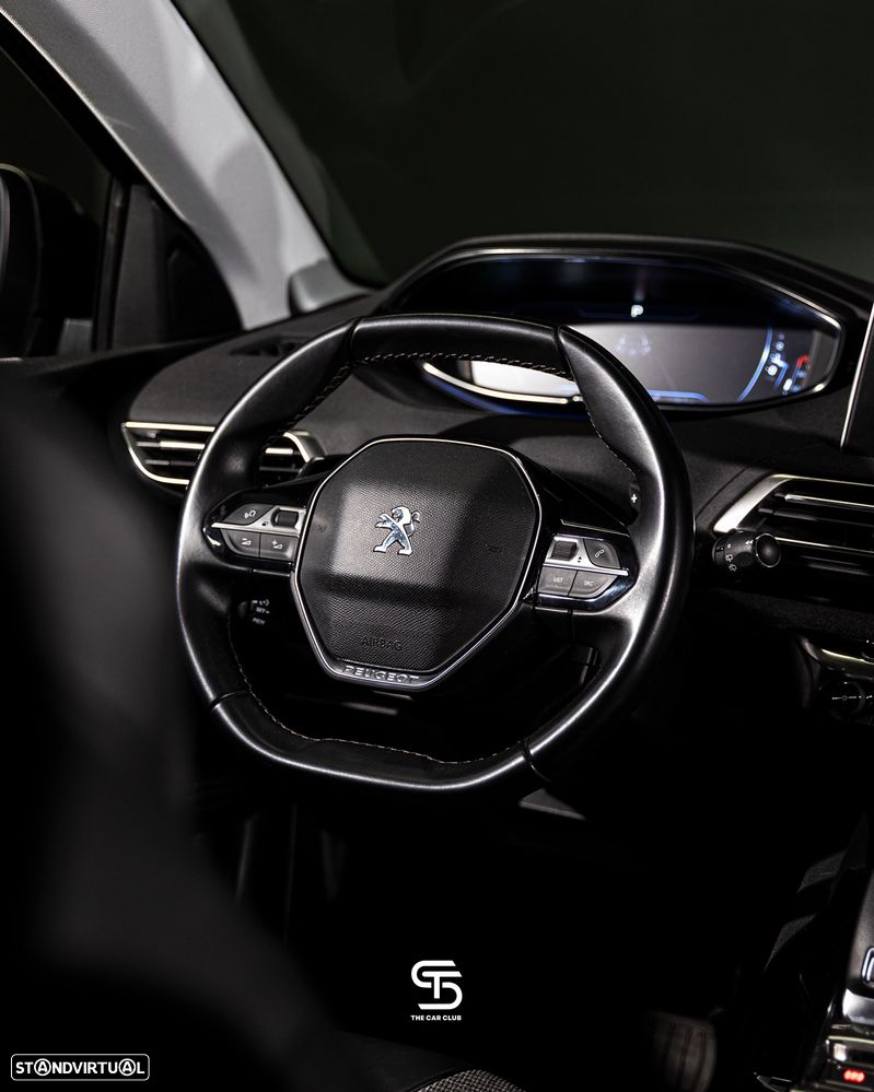 Peugeot 3008 1.2 PureTech Allure Pack EAT8 - 19