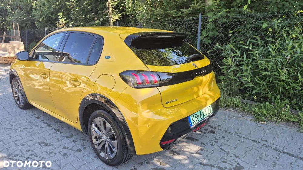 Peugeot 208 Allure Pack - 4