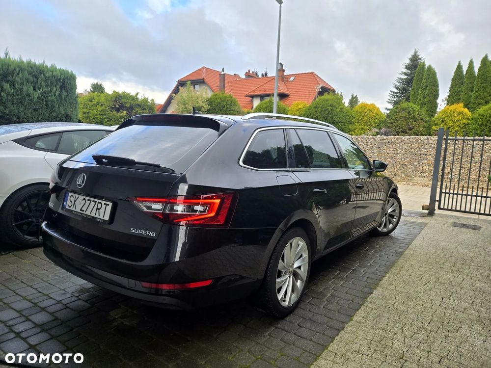 Skoda Superb 2.0 TDI Ambition DSG7 - 5