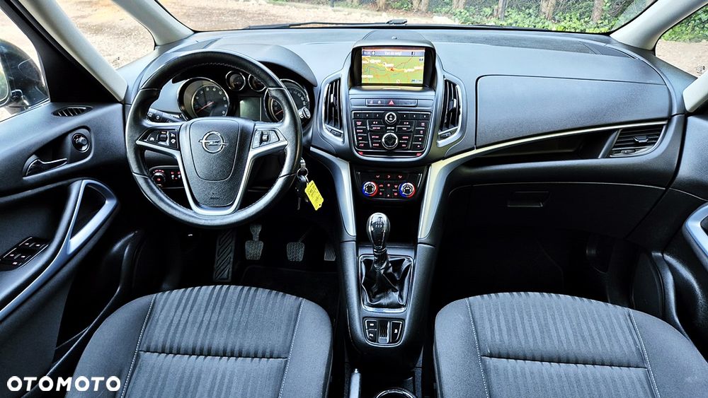 Opel Zafira 1.4 T Cosmo EU6 - 37