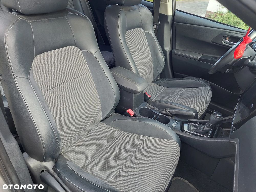 Toyota Auris 1.2 T Selection MS - 18