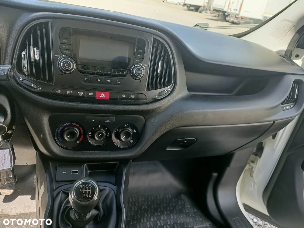 Fiat Doblo Chłodnia 105KM Maxi 2 zasilania chłodni Klima - 14