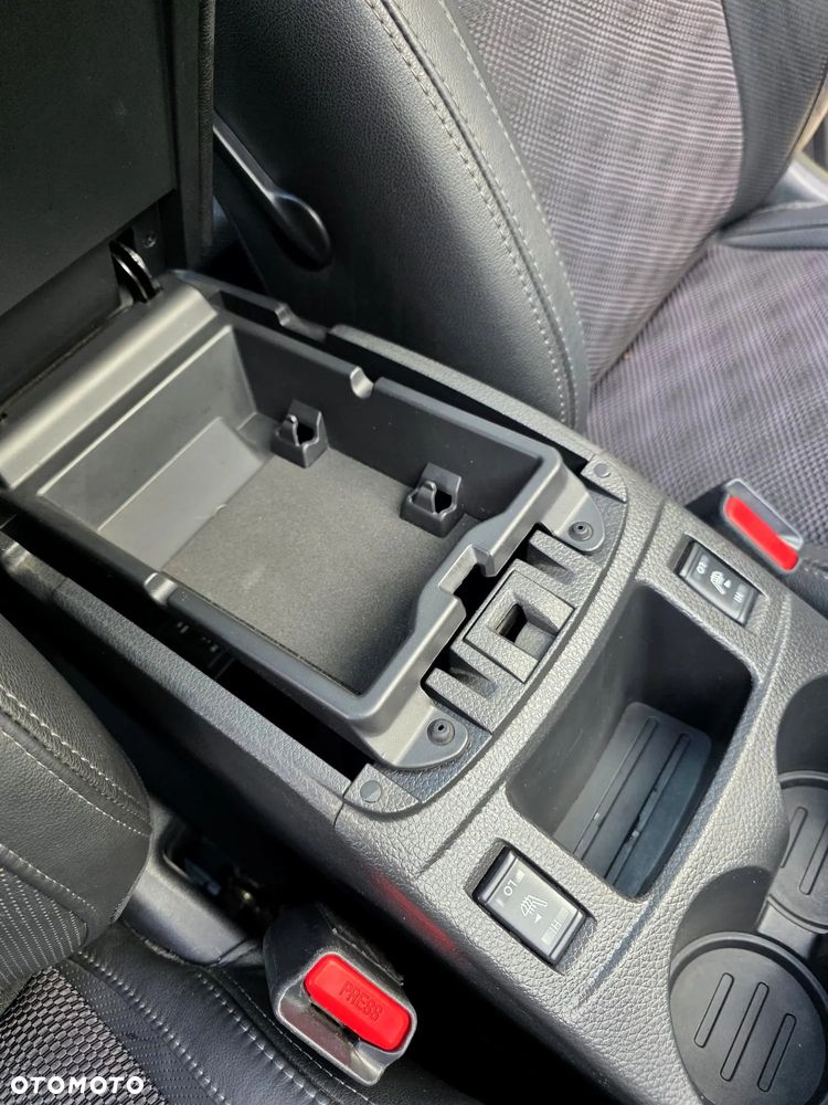 Nissan Qashqai - 33