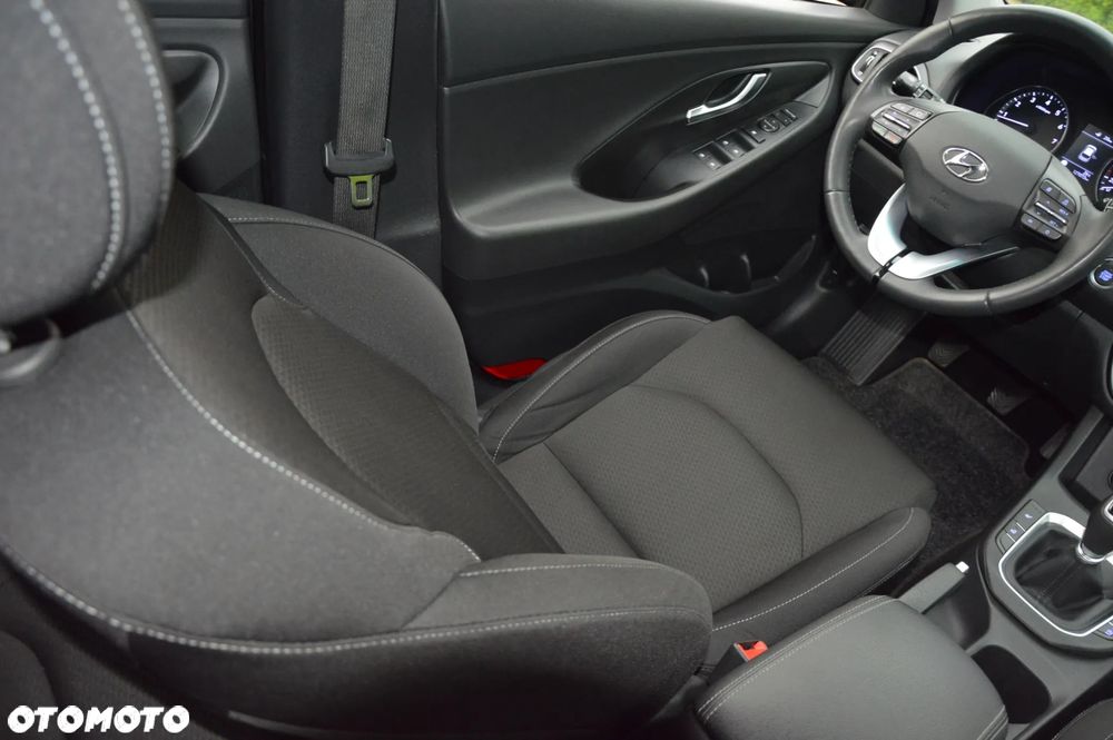Hyundai i30 1.4 T-GDI Intro Edition - 14