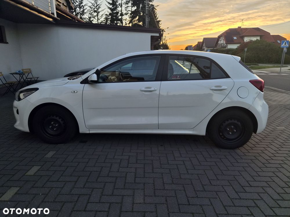 Kia Rio 1.2 M - 6