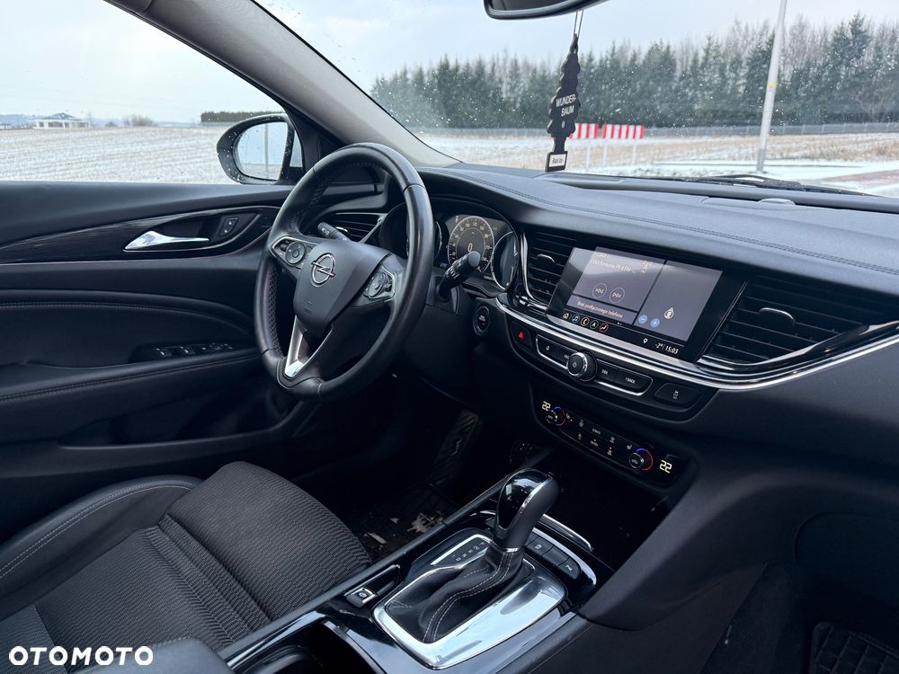 Opel Insignia 1.6 CDTI Edition - 11